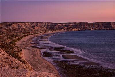 Landschaft bei Sonnenuntergang
